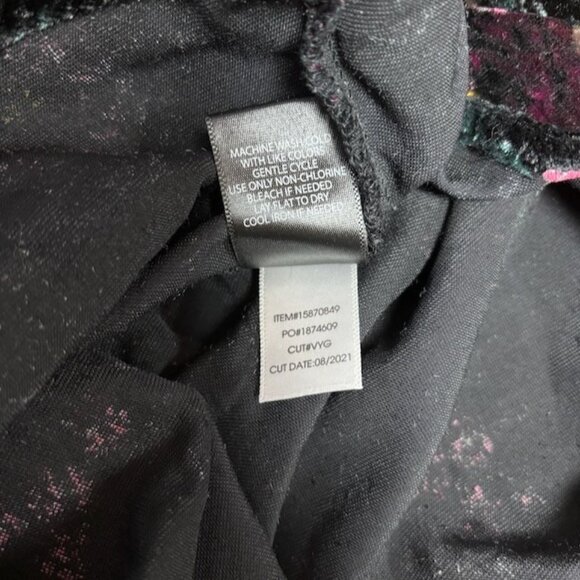 Torrid Women Floral Velvet Tank Top Size 3 Whimsigoth Fairy Grunge Dark Romantic - Picture 7 of 9